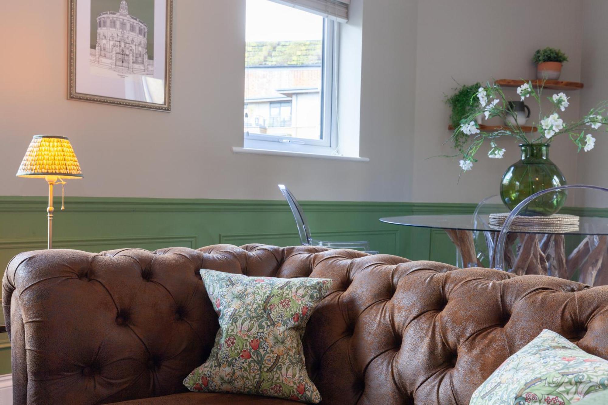 A Gem Nestled In The Heart Of Oxford With Parking! Lägenhet Exteriör bild